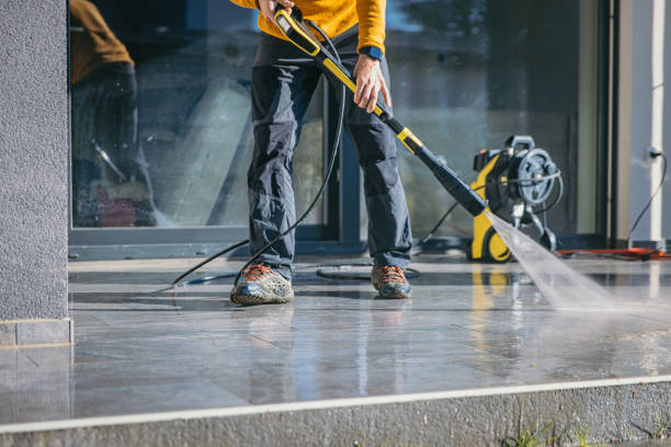 Best Deck Pressure Washing  in Centerport, NY